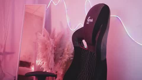 Snapshot of sweety_emilya chatting on 20, 7, 2026 Emily online show from 20, 7, 2026