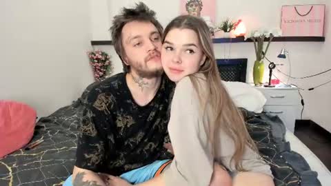 Olivia and oliver online show from 16, 6, 2026