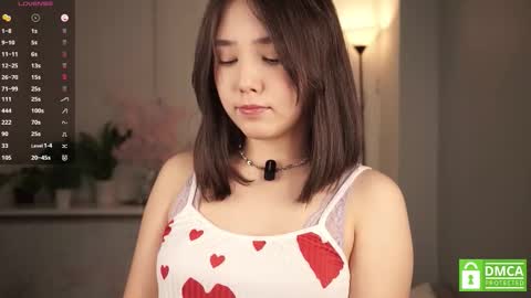 Snapshot of sweetyoops chatting on 23, 11, 2025 Astrid online show from 23, 11, 2025