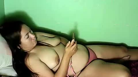 Sweetyummygirl online show from 12, 2, 2025