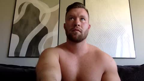 Snapshot of swekingxx chatting on 3, 11, 2025 swekingxx online show from 3, 11, 2025