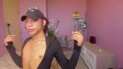 Snapshot of swettcabol chatting on 2, 1, 2025 swettcabol online show from 2, 1, 2025