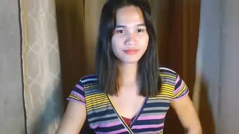 Snapshot of swettie_rhea chatting on 16, 12, 2025 Rhea online show from 16, 12, 2025