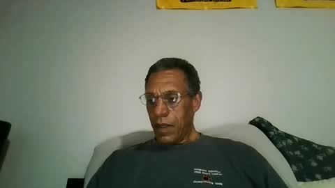 swimmerbod2495 online show from 9, 5, 2026