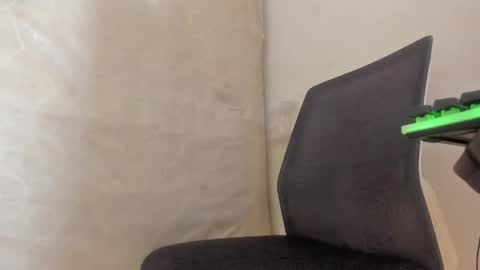 Snapshot of syd_achmed chatting on 23, 4, 2026 Greg online show from 23, 4, 2026