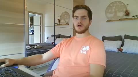 syl092 online show from 24, 11, 2025