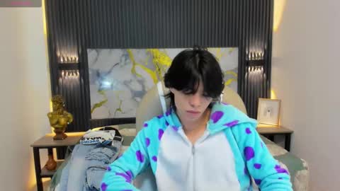 sylasfrost online show from 20, 11, 2025