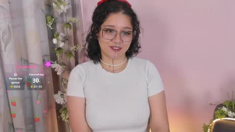 Snapshot of sylvara_bx chatting on 14, 7, 2026 online show from 14, 7, 2026