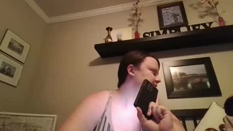 Snapshot of sylviexxxfun chatting on 2, 4, 2026 sylviexxxfun online show from 2, 4, 2026