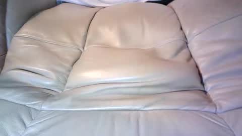 Snapshot of t11gger2 chatting on 21, 3, 2026 James online show from 21, 3, 2026