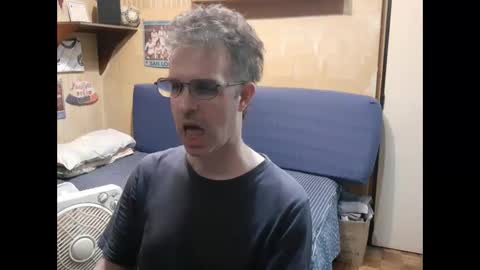 Snapshot of t_eacher5 chatting on 27, 1, 2025 Maxi online show from 27, 1, 2025