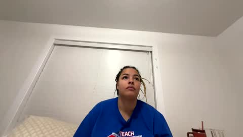 t_princess_t online show from 19, 12, 2024