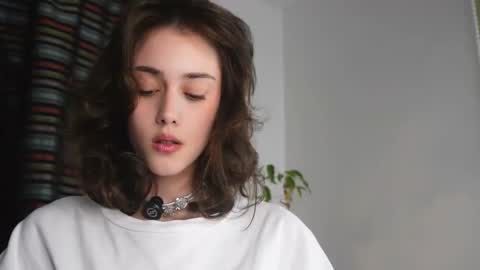 Heeey im Helena3 -- fav555100333 -- pvts only premium and after my public show 3 online show from 10, 11, 2025