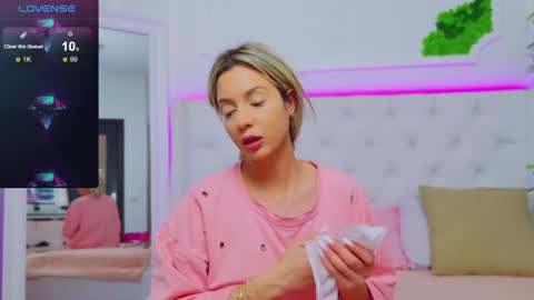 Snapshot of taahiraarabian chatting on 13, 1, 2025 Arianna online show from 13, 1, 2025