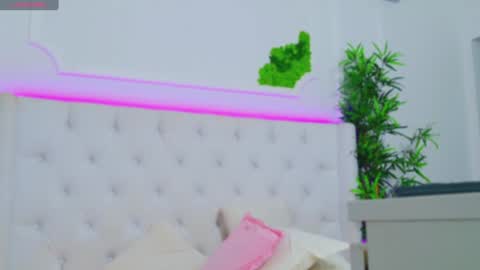 Snapshot of taahiraarabian chatting on 23, 1, 2025 Arianna online show from 23, 1, 2025