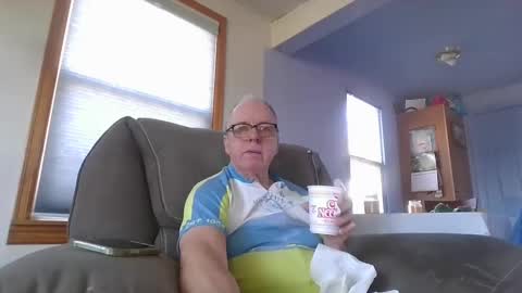 tacrunner66_ online show from 11, 2, 2025