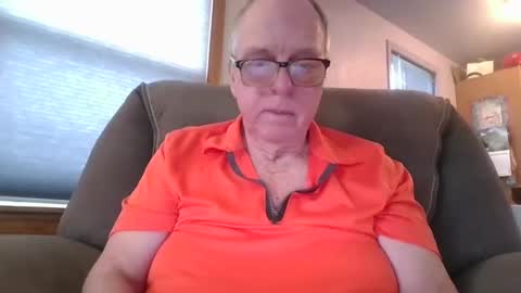 tacrunner66_ online show from 21, 2, 2025