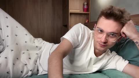 Snapshot of tai_fun chatting on 11, 2, 2026 Alex online show from 11, 2, 2026