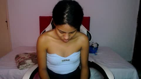 Tainara online show from 19, 10, 2025