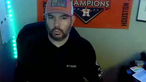 TaintNuzzler online show from 19, 2, 2025