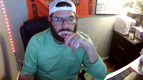 TaintNuzzler online show from 28, 9, 2025