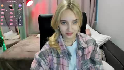 Taisia online show from 7, 4, 2026