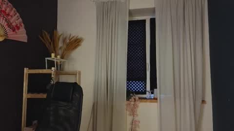 Lizzy online show from 27, 3, 2026