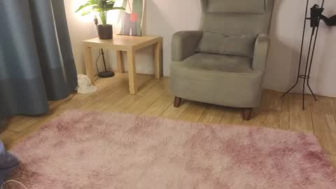 Lizzy online show from 9, 4, 2026