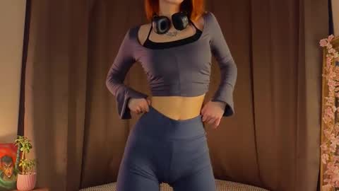 Snapshot of taiteedgington chatting on 12, 10, 2025 im Lally online show from 12, 10, 2025