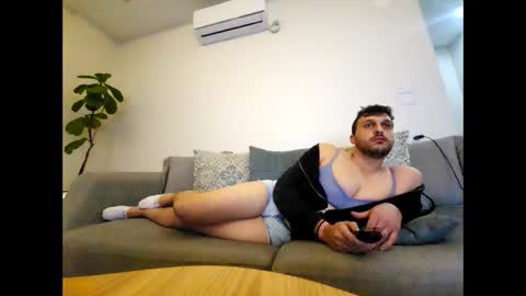 Snapshot of talacros chatting on 11, 10, 2025 Tala online show from 11, 10, 2025