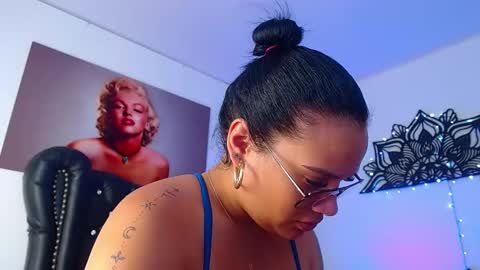 taliana36 online show from 25, 2, 2025