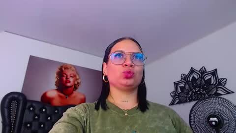 taliana36 online show from 5, 3, 2025