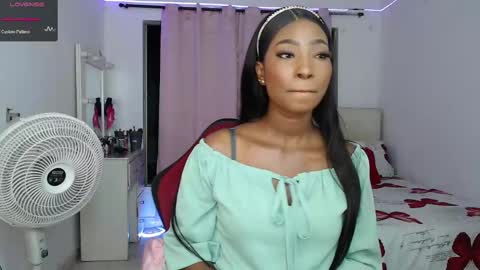 Snapshot of talianamoreno chatting on 18, 2, 2025 taliana modelo independiente online show from 18, 2, 2025