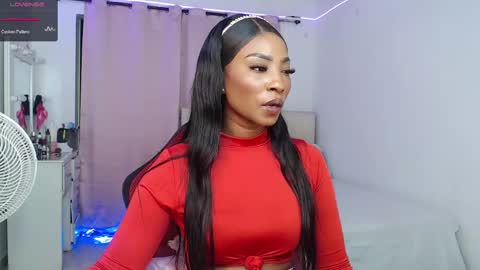 Snapshot of talianamoreno chatting on 7, 3, 2025 taliana modelo independiente online show from 7, 3, 2025