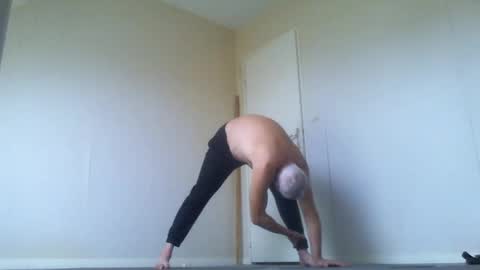 Jack Pierrot online show from 9, 11, 2025