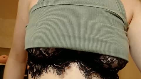  Kira  online show from 28, 1, 2025