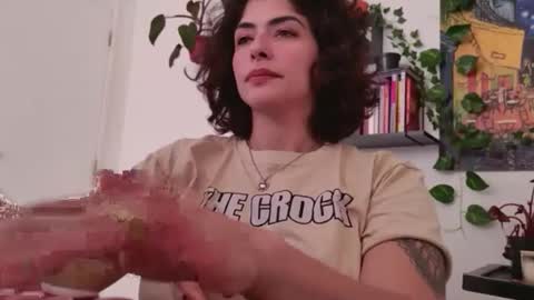 Snapshot of talimajid chatting on 15, 12, 2025 Tali Majid online show from 15, 12, 2025