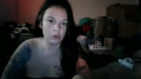 Lily Rhoades online show from 1, 2, 2025