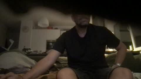 Snapshot of tallboy77eu chatting on 20, 7, 2026 Aligator online show from 20, 7, 2026
