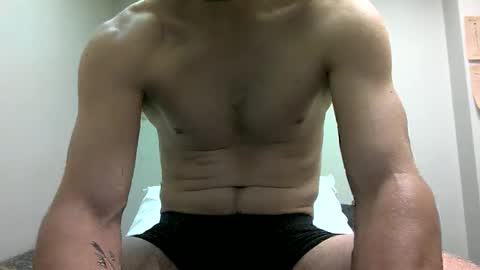 Snapshot of tallcockandhandsom chatting on 19, 11, 2025 tallcockandhandsom online show from 19, 11, 2025