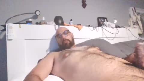 Snapshot of talllatino310 chatting on 8, 5, 2026 talllatino310 online show from 8, 5, 2026