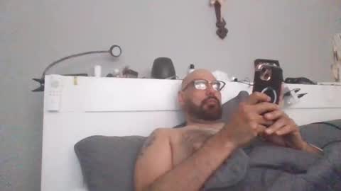 Snapshot of talllatino310 chatting on 11, 5, 2026 talllatino310 online show from 11, 5, 2026