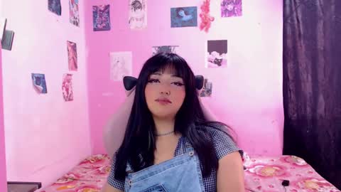 Alejandra Independent model online show from 5, 2, 2025