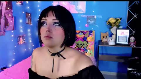 Alejandra Independent model online show from 30, 9, 2025