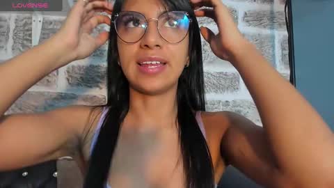 Snapshot of tamaraakins chatting on 28, 1, 2025 Tamy online show from 28, 1, 2025