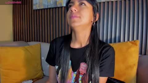 Snapshot of tamaraakins chatting on 5, 3, 2025 Tamy online show from 5, 3, 2025