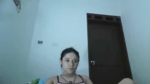Snapshot of tamaranauthyy chatting on 14, 1, 2025 tamaranauthyy online show from 14, 1, 2025
