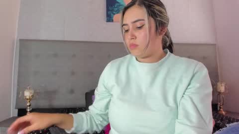 Tamy Vega online show from 21, 12, 2024