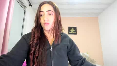 Snapshot of tamidesire chatting on 20, 7, 2026 TamiDesire online show from 20, 7, 2026