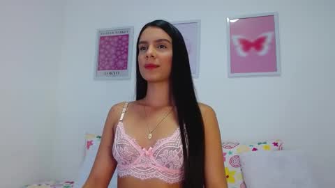 Snapshot of tamy_sweet01 chatting on 4, 1, 2025 tamy sweet01 online show from 4, 1, 2025